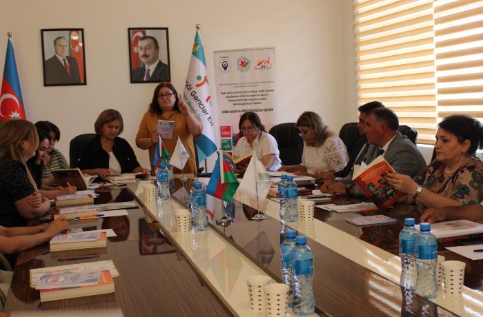 Göygöl rayonunda dövlət qurumlarının iştirakı ilə əlilliyi olan qadınlara dəstək  məqsədilə Dəyirmi Masa keçirilib